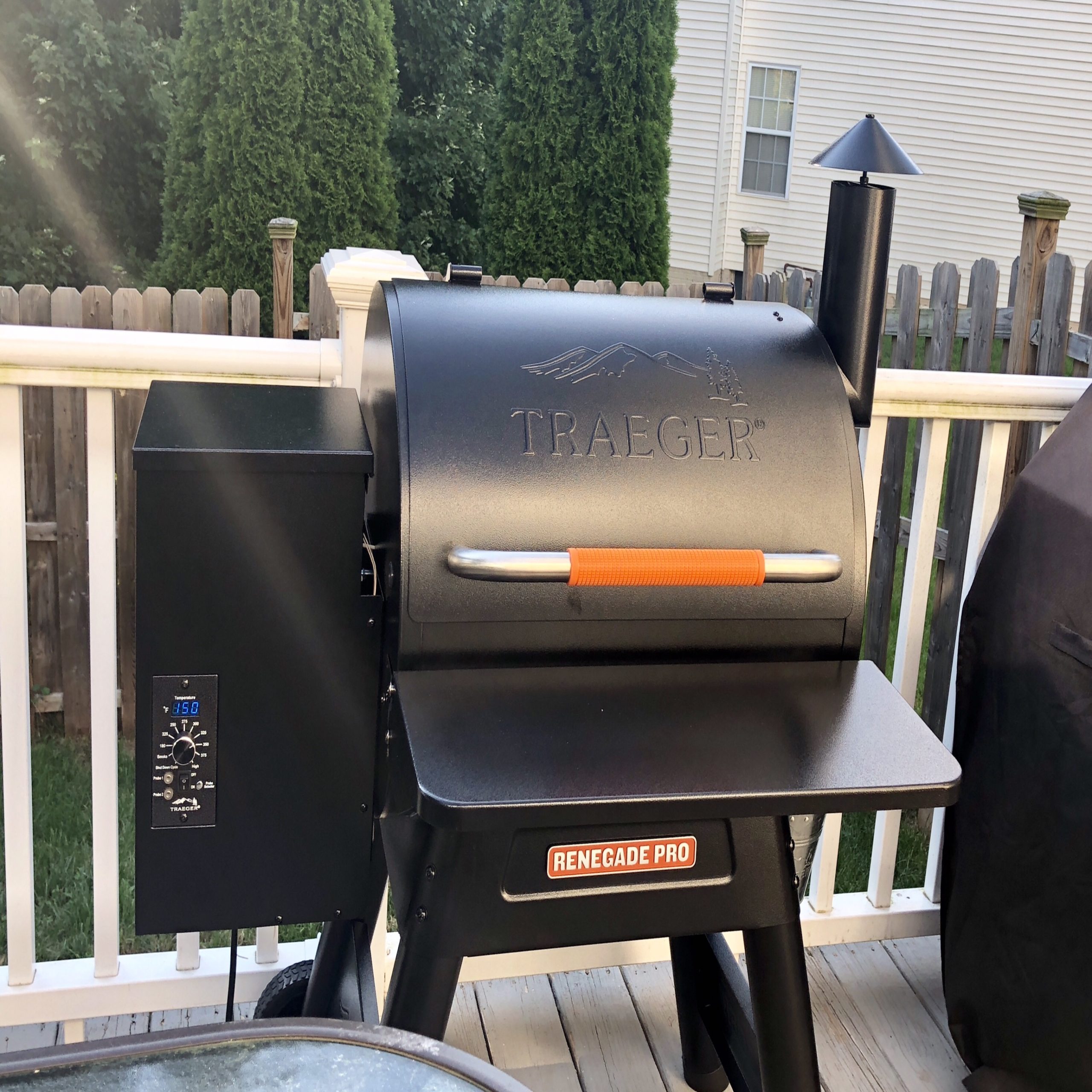 Traeger Renegade Pro – Is This The Best Pellet Grill On The Market?